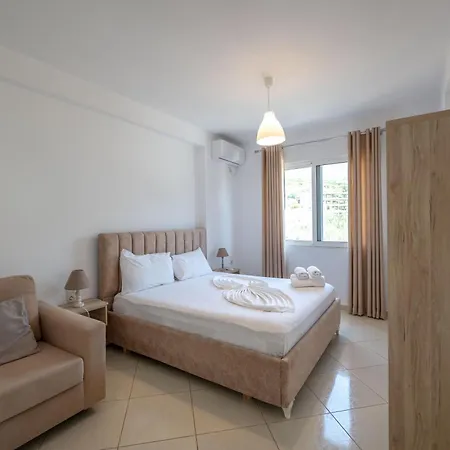 Mediterranean ヒマラ