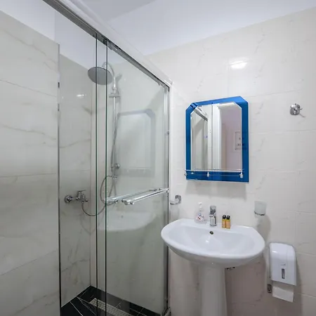 Mediterranean 4* Himarë